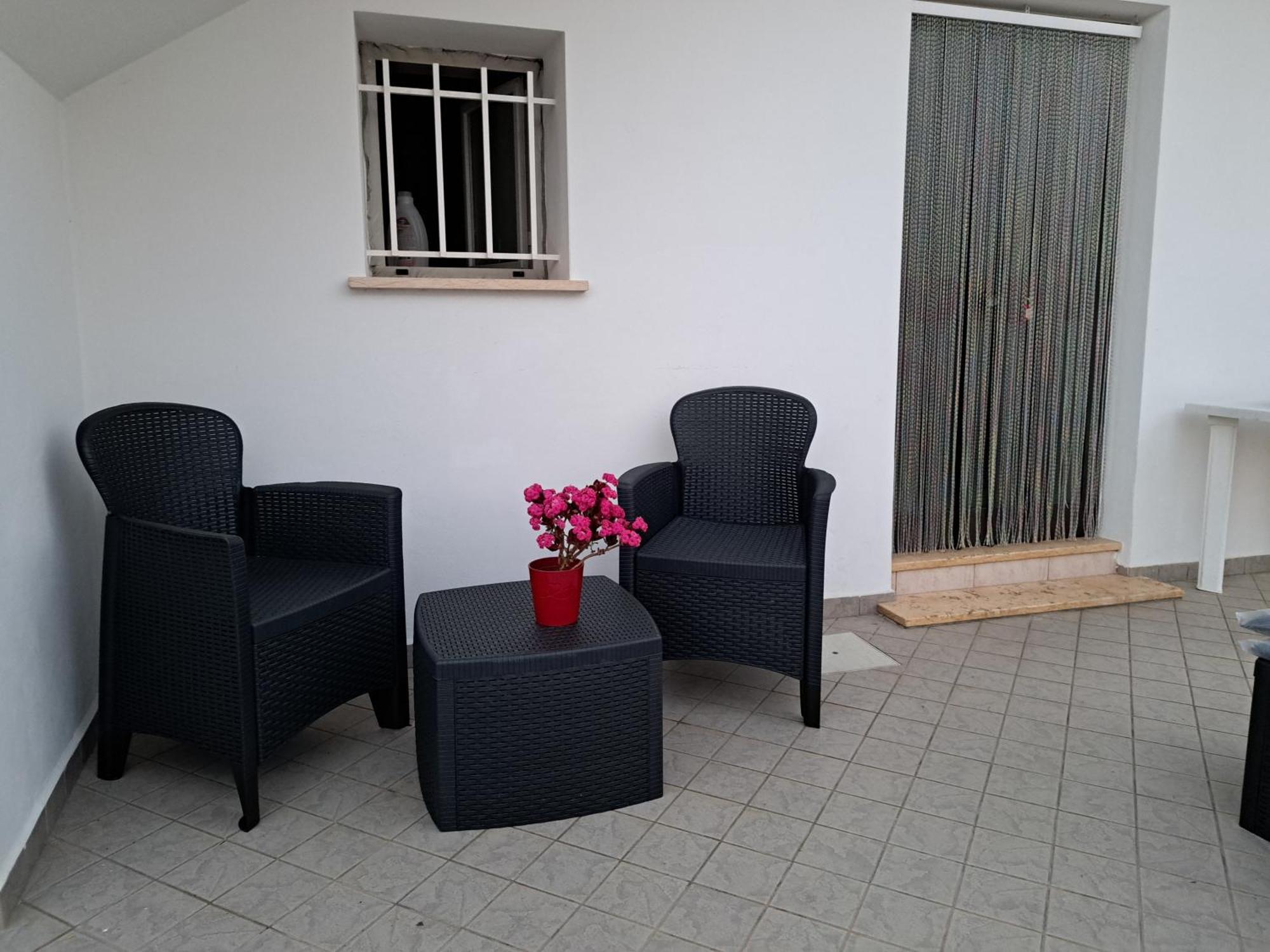 A Casa Di Andrea Francesco Apartment Fondi Exterior foto